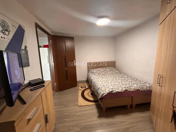 Casă cu 2 camere în curte comună, zona Gării, 135000 Eur - 4