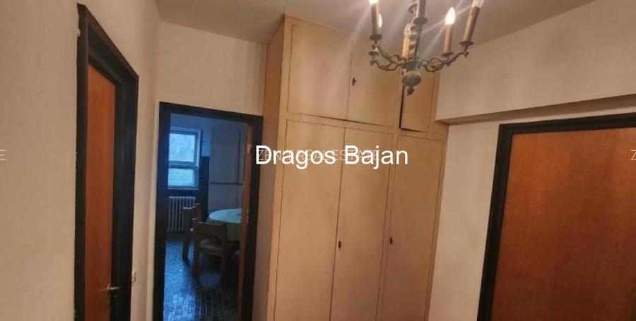 Cismigiu / 1974 // 4 camere - 5