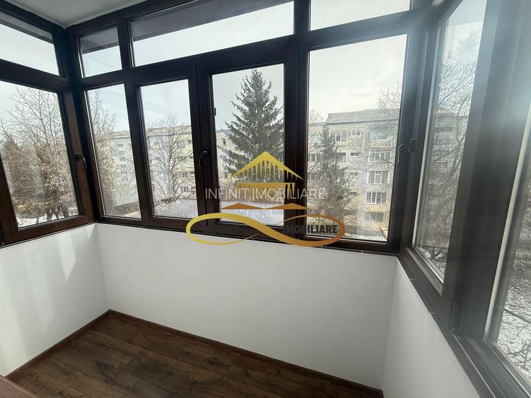 Apartament renovat 2 camere etaj 3 de vanzare Bacau - 4