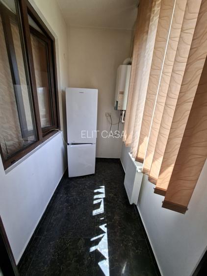 Apartament cu 2 camere, etajul 2/10, zona Centru-Palas Mall - 6