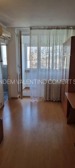 Titan , 5 munte Piata Trapezului - 7