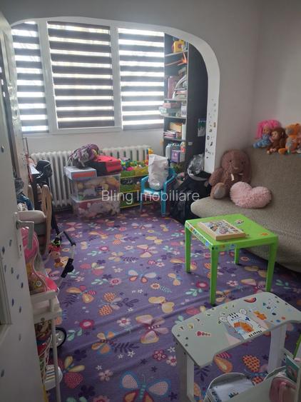 Apartament cu 4 camere, 90 mp, decomandat, etaj intermediar, Zona Dambovitei - 4