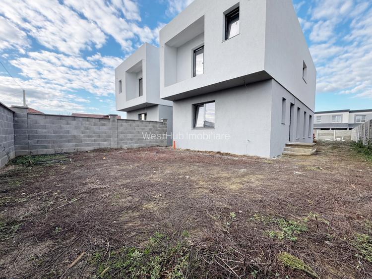 Duplex despartit prin camera tehnica, 121mp utili,350mp teren -Mosnita - 2