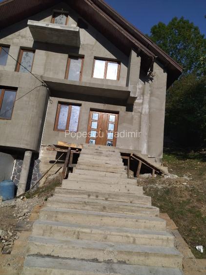 Casă de vânzare Pângărați, Neamț – 5 camere, 2500 mp teren, lângă Mănăstire - 6