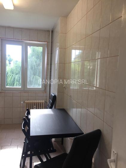 Apartament cu două balcoane - 9