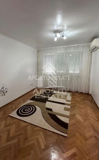 Apartament 3 camere,  zona Boul Rosu - 3