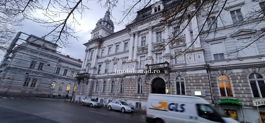 Apartament exclusivist km0, luxury class, 450 lei pe zi, max. 4 persoane - 31