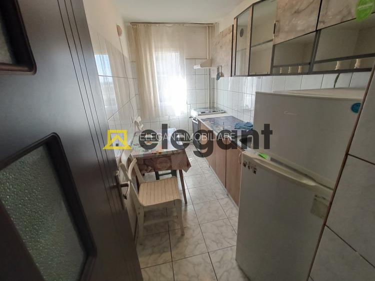 3 camere, Calea Bucuresti-Viitorul - 7