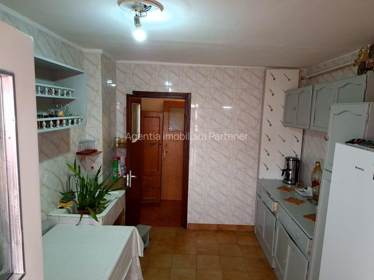 2 camere Gavana 3 , Decomandat / Centrală , finisaje clasice ! - 7