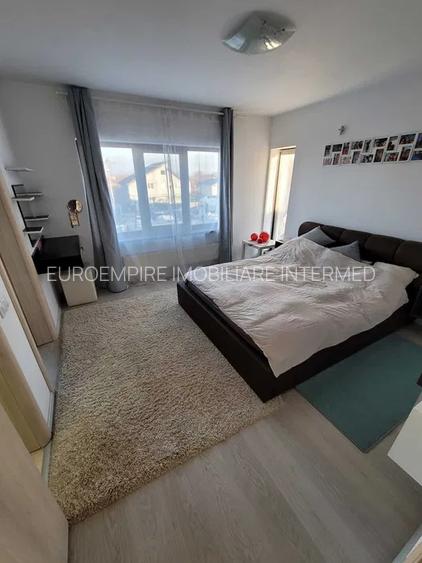 Vilă de închiriat P +1 cu 5 camere, zona Lazu - 5