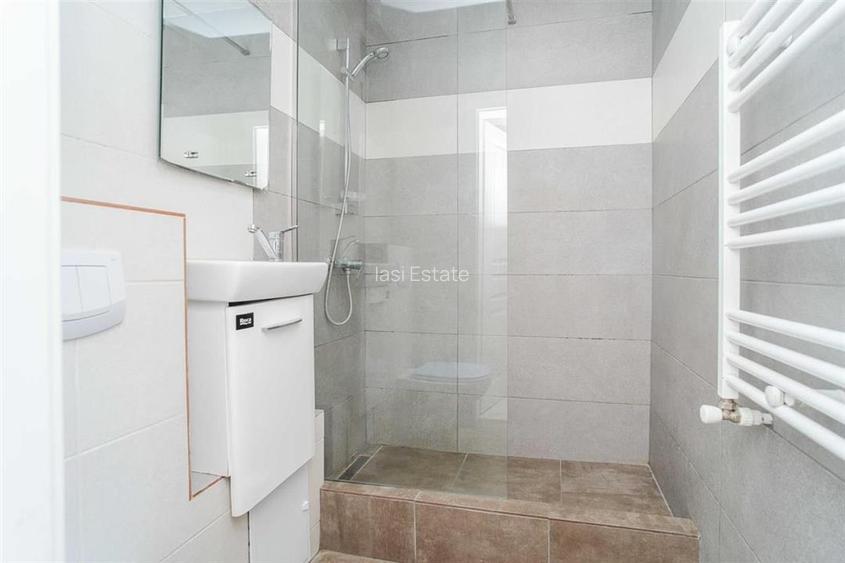 Apartament cu 3 camere in zona centrala - 11