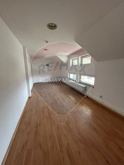 Spațiu comercial de 42.7mp de închiriat în zona Burdujeni - 10