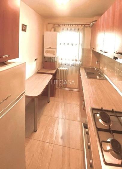 Apartament 3 camere, etajul 3/4, zona Alexandru cel Bun - 6