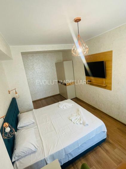Statiunea Mamaia Central-apartament 4 camere deosebit  - 7