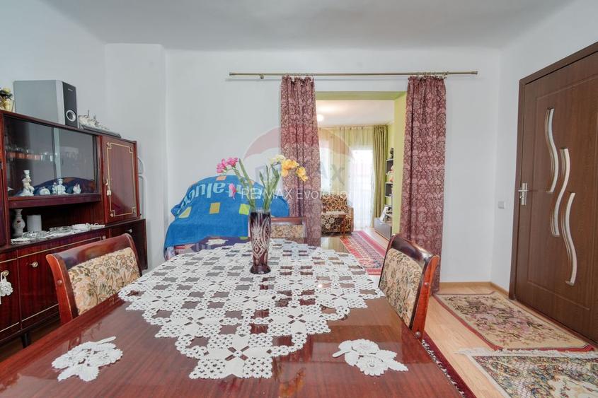 Casă / Vilă cu 6 camere de vânzare în zona Bartolomeu - 33