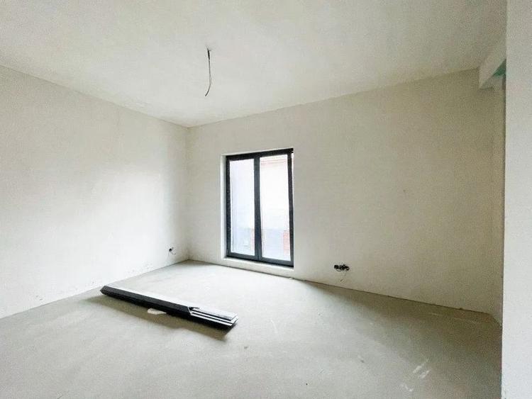 Casa tip duplex de vanzare, 127 mp utili, 229 mp teren, Someseni
