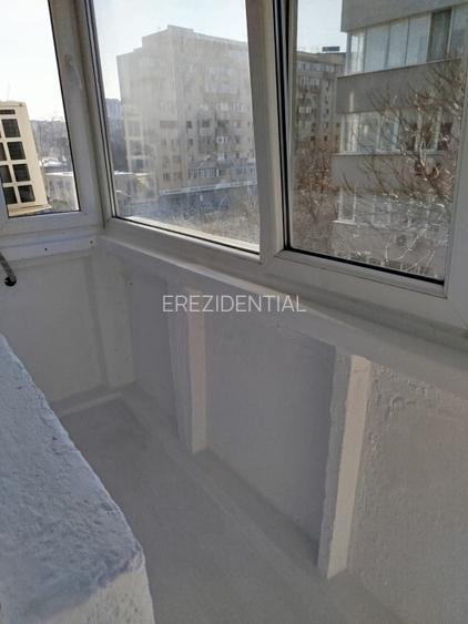 Garsoniera decomandata – Piata Victoriei - 8