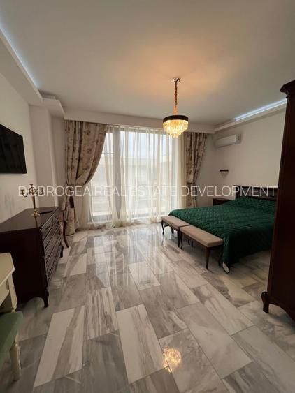 Penthouse mobilat lux , vedere frontală la mare - 7