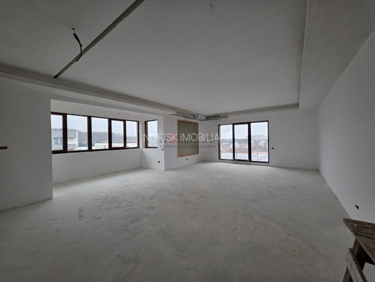 Top Floor Living – Penthouse cu 5kW Panouri Fotovoltaice Incluse - 5