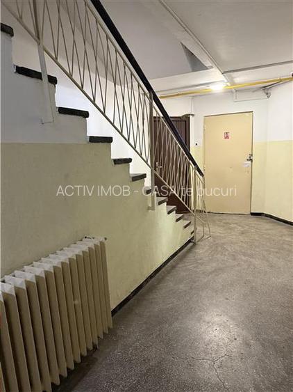 Titan- statuie Salajan,3 camere ,decomandat ,etaj 8. - 11