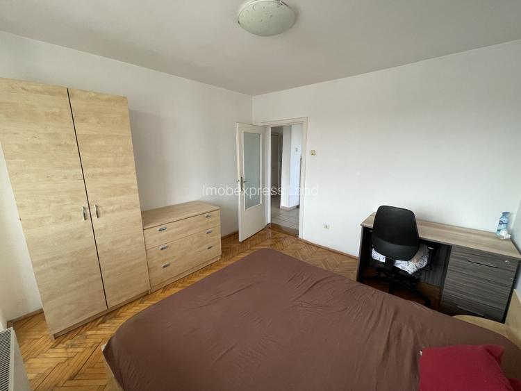 2 camere Decomandate zona Dacia  - 2