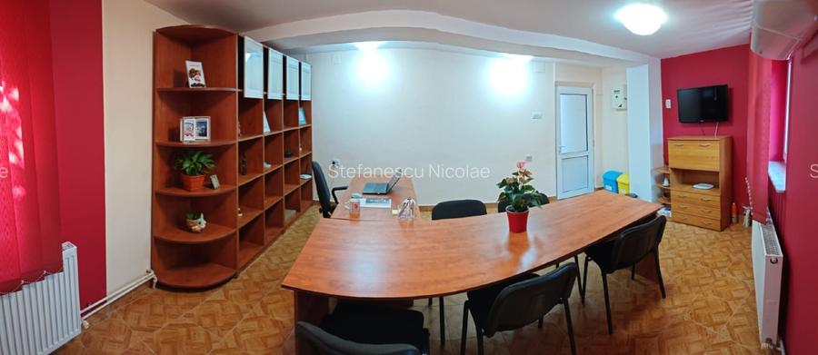 Inchiriez Birou finisat si mobilat modern - 2