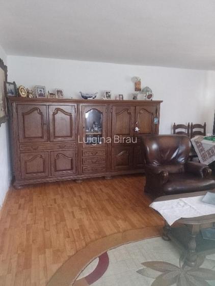 Casă duplex de vânzare în Tg Jiu , aproape de magazinul Economic, lângă pasarela - 8