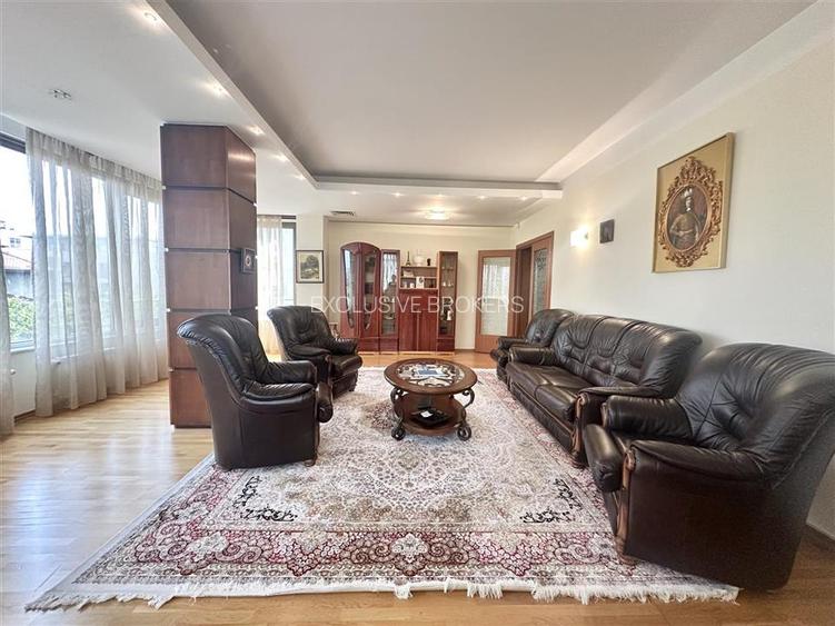 Vanzare 3 Camere Blvd Primaverii  Vedere libera - 3