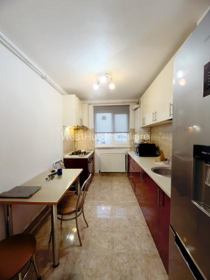 Apartament 2 camere, semidecomandat, etaj 3, zona Dambovita  - 5