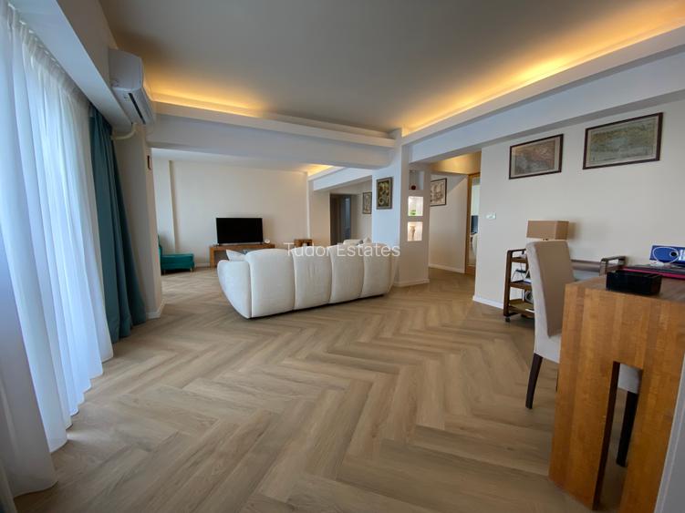 Lovely 3 bedroom apartment transformed into 2 bedrooms next to the Unirii Square - 3
