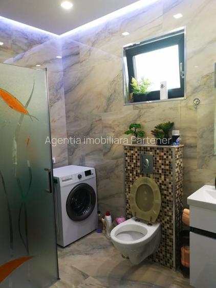 Penthouse cu 5 camere decomandat în Prundu - 9