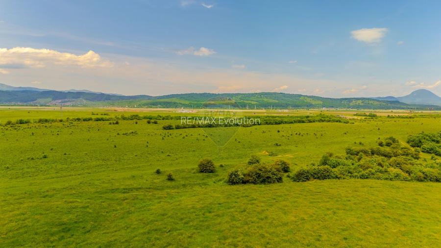 Teren 10,800mp Rasnov / Drumul DN73 - 13