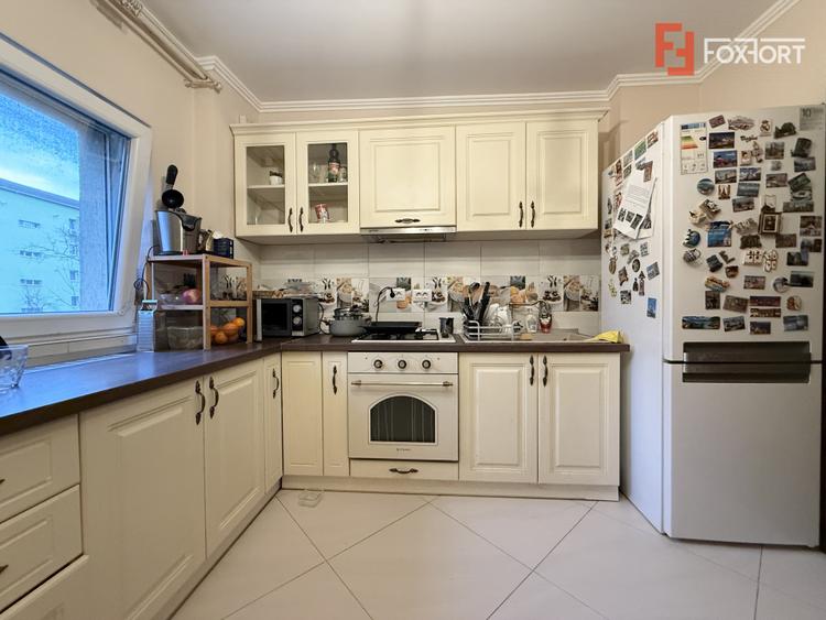 Apartament cu 4 camere de vanzare in Timisoara, zona Bucovina