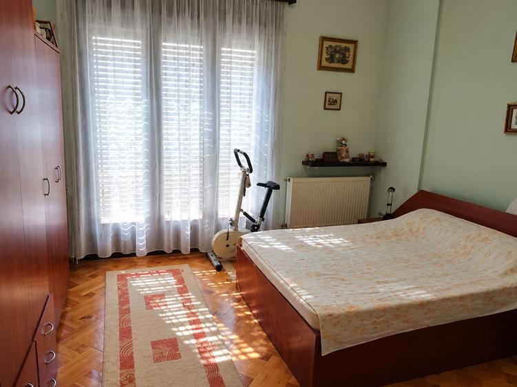 Bloc consolidat, Ultracentral, 94mp, 3 camere