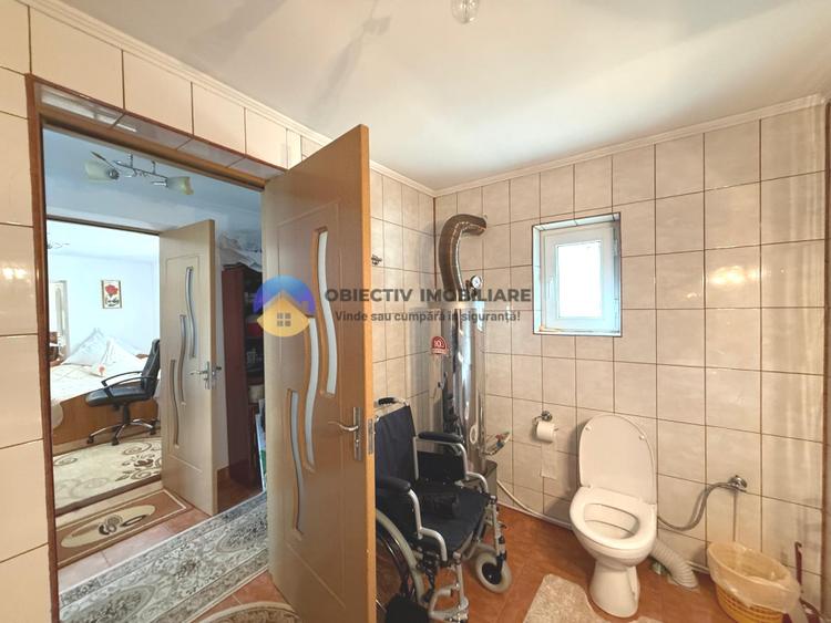 Casă + teren 5062 mp – Târgu Neamț.