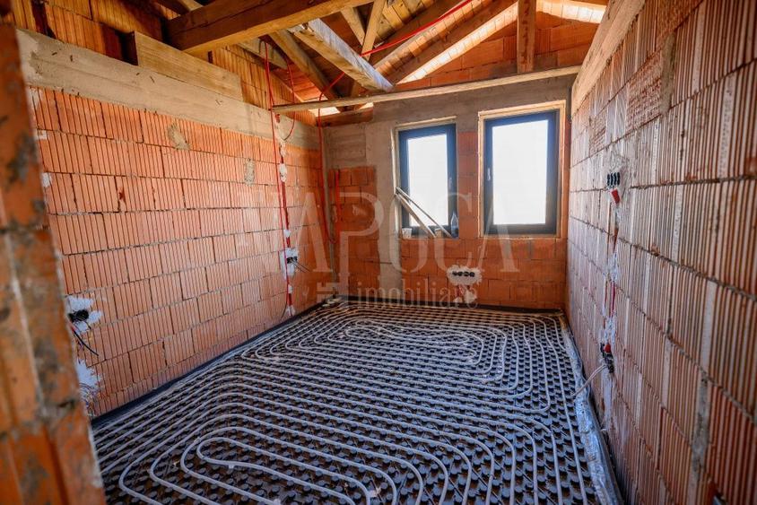 Casa 3 camere de vanzare in Chinteni