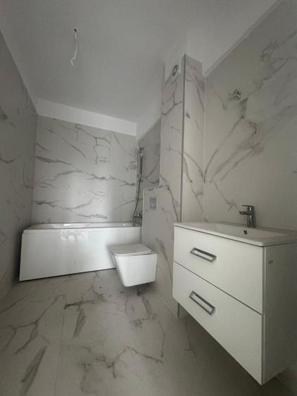 3 camere decomandat || PIPERA ROND OMV