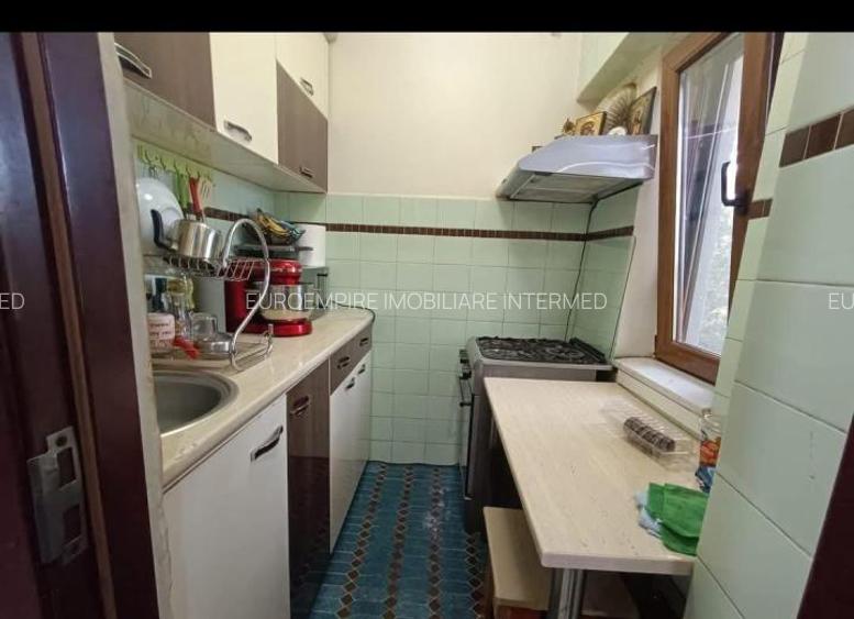 Garsoniera decomandata, CET - 4