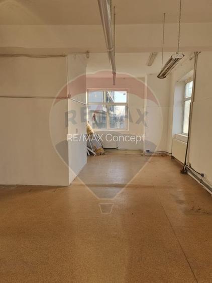 Spațiu comercial de inchiriat Iris - 7