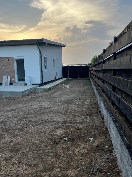 Vand casa 3 camere Balotesti - 16