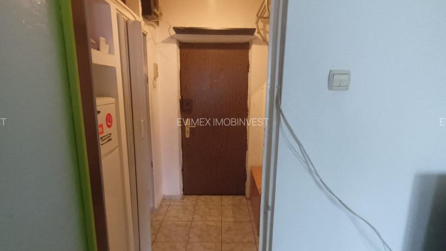 Muncii - Arena Nationala, Bloc mixt- garsoniera - 6