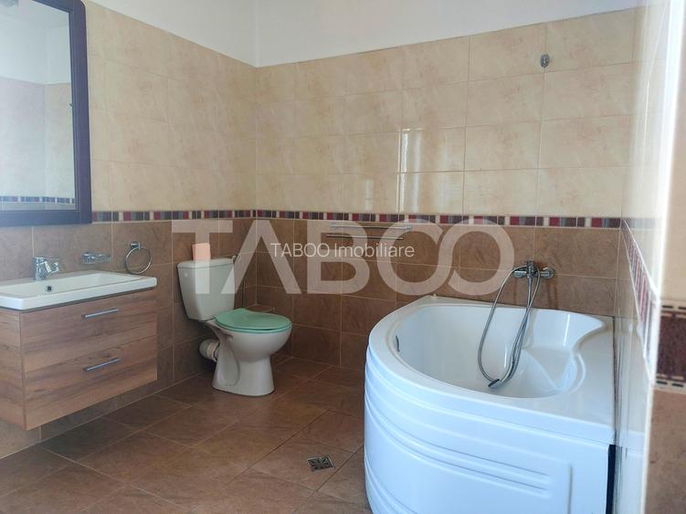 Casa de inchiriat 3 dormitoare 2 bai curte zona Piata Cluj Sibiu - 11