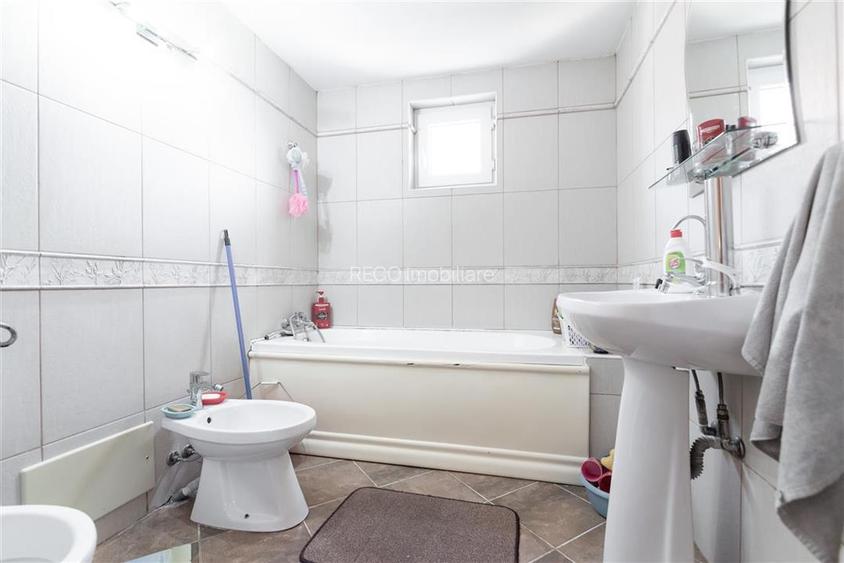 RECO Casa dubla cu teren generos - 27