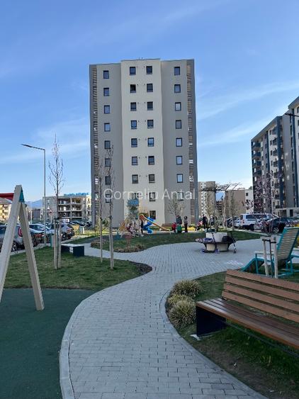 PROPRIETAR – Vand apartament 3 camere decomandat, 80 mp utili + 2 terase - 10