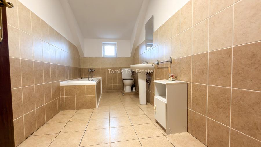 Pensiune turistică de vânzare in Corbu | 7 camere | Teren 1000mp - 14