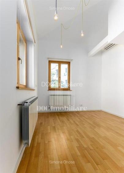 Vila de inchiriat | Foisorul de foc | 7 camere | Parcare | Comision 0% - 12