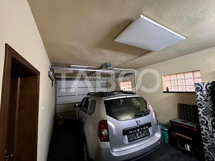 Casa de vanzare cu 5 camere 2 balcoane garaj incalzit 2 bai in Sibiu - 16