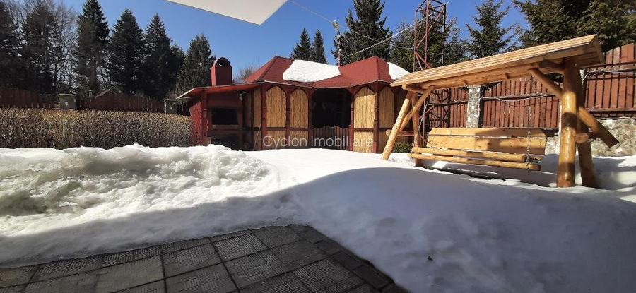 Casa de vacanta sau pensiune situata langa Cabana Trei Brazi Predeal - 23