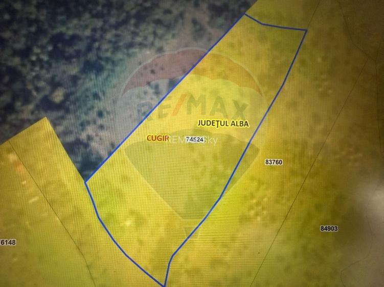 Teren extravilan 6.322 mp, împrejmuit, aproape de stadion Cugir, jud. - 2