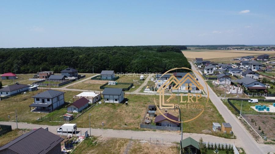 Dascalu-Vila 5 camere, 3 bai, 2 terase, 400mp teren - 2